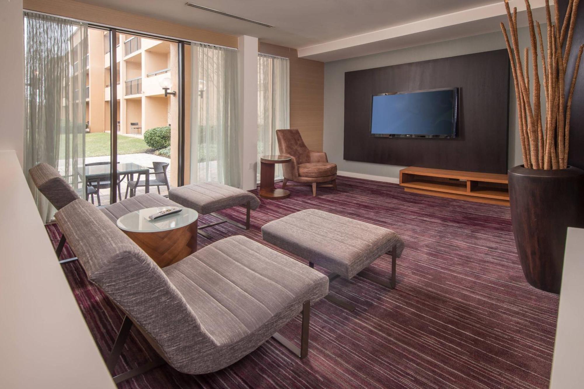คอร์ตยาร์ด แฟร์แฟกซ์ แฟร์ โอ๊ค Hotel ภายนอก รูปภาพ